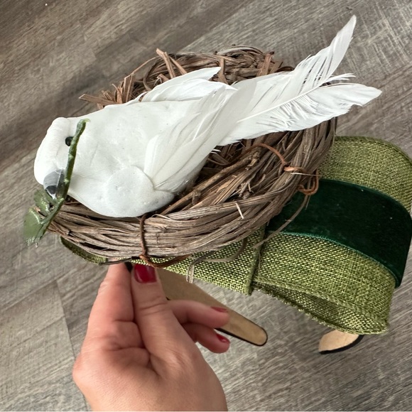 Handmade Designer Fascinator Headband Black Green White Bird Nest - Picture 3 of 9